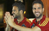 Cesc ‘cười mỉa’ trước những tin đồn về tương lai anh