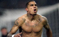 Video: Kevin Prince Boateng đá bóng vào khán giả và bỏ về vì bị phân biệt chủng tộc