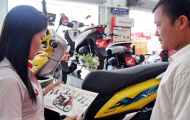 Càng ra mẫu mới, xe máy càng ế nặng