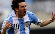 Messi lập hat-trick, xô đổ thành tích của Maradona