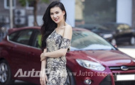 Người mẫu Huyền Thư dạo phố cùng Ford Focus