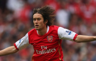 Cập nhật tin chuyển nhượng Arsenal: Bỗng dưng có đội hỏi mua Rosicky