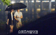 Chùm ảnh: Park Ji-Sung hẹn hò cùng bạn gái xinh đẹp
