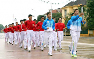 Lễ rước đuốc Đại hội thể thao học sinh Đông Nam Á 2013: Chờ ngọn lửa thiêng tỏa sáng