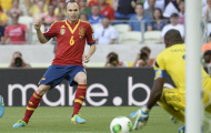 Iniesta thách thức Italia