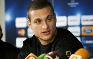 Tạm biệt M.U, Vidic sang Milan 'dưỡng già'?