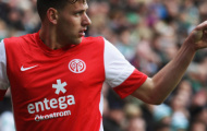 CHÍNH THỨC: Vượt mặt Arsenal, Schalke chiêu mộ thành công Adam Szalai