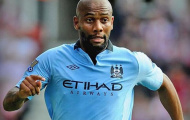 Maicon muốn tiếp tục ở lại Man City