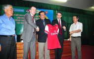 Chủ tịch VFF nói gì về đội hình Arsenal sang Việt Nam?