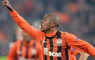 Video: Pha đá phạt thành bàn đẹp mắt của Douglas Costa