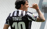 Carlos Tevez tiết lộ lí do rời Man City đến với Juve