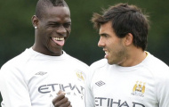 Man City: Tống khứ Tevez để 'tử tế' như Barca