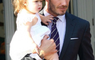 Beckham bỏ lễ hội, ở nhà chăm con