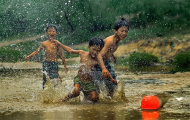 Hồi ức: Tình yêu bóng đá bắt đầu từ đấy…