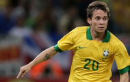 Tottenham thất bại trong cuộc đua giành chữ ký của Bernard
