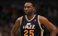 Cựu trung phong của Utah Jazz ký hợp đồng 'khủng' với Charlotte Bobcats.