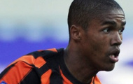 Video: Tài năng của ngôi sao trẻ Brazil, Douglas Costa