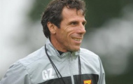 Video: Xem Gianfranco Zola biểu diễn các kĩ thuật bóng đá