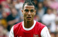 Cập nhật chuyển nhượng Arsenal: Sắp tiễn 'bom xịt' Chamakh sang La Liga