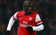 Hậu vệ thất sủng của Arsenal được giành giật trên khắp châu Âu