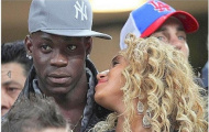 Balotelli đưa bồ đi… đánh bạc
