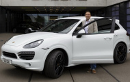 Chiếc Porsche Cayenne thứ 500.000 xuất xưởng tại Leipzig