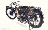 Brough Superior Pendine – 'Rolls Royce' hai bánh