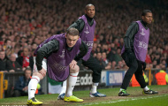 Quan điểm: Rooney nên học Persie