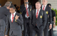 Wayne Rooney bất ngờ rời Thái Lan về Anh: Man United có bị kiện?