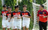 Mạc Hồng Quân 'trả' áo số 9 lại cho Công Vinh