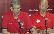 Arsene Wenger đàm phán hợp đồng mới với Arsenal: Năm thứ 18 có gì mới?
