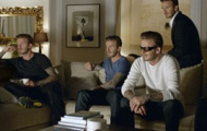Video: Nhà có 6 chàng Beckham