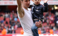 Nhật ký 14 ngày ở tù của Van Persie - Phần cuối: Đi về ánh sáng