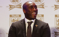 Cuộc sống sau sân cỏ: Sol Campbell ủ mưu chờ ngày tái xuất