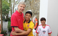 Wenger cũng là “running man”!
