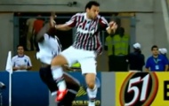 Video: Tống cùi chỏ vào mặt hậu vệ, Fred bị đuổi khỏi sân (Fluminense v Vasco da Gama)