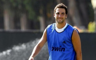 Higuain bắt đầu tập luyện cùng Real, tương lai vẫn còn là dấu hỏi