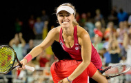 Hingis giúp Washington Kastles tiếp tục thống trị nội dung đồng đội