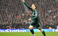 Mua Fabregas bất thành, M.U chuyển sang Modric