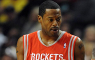 Marcus Camby về Houston Rockets