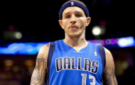 Memphis Grizzlies và New York Knicks cùng quan tâm đến Delonte West