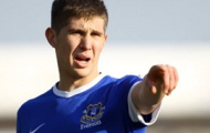 Video: Sao trẻ John Stones (Everton) làm bẽ mặt Pirlo với pha đá Panenka đẹp mắt