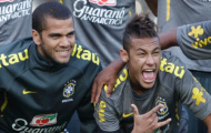 Neymar và Alves bị “hành xác”