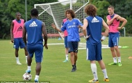 Fan giống David Luiz như lột đột nhập buổi tập của Chelsea