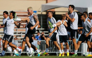 Chùm ảnh: các ngôi sao Real Madrid có buổi tập luyện trước các fan hâm mộ tại Los Angeles