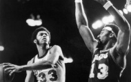 Video NBA: Cuộc đối đầu giữa hai huyền thoại - Wilt Chamberlain vs Kareem Abdul-Jabbar