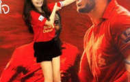 Dậy sóng vì một fan nữ Liverpool chìa tay cho Suarez cắn