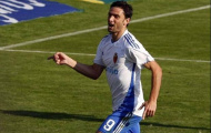 Valencia mua Postiga thay Soldado