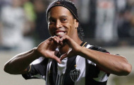 Ronaldinho đang yêu