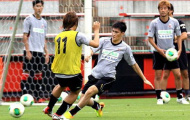 Công Vinh lỡ trận ra mắt Consadole Sapporro